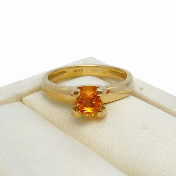 Золотое кольцо с камнями 585пр. размер: 16,6