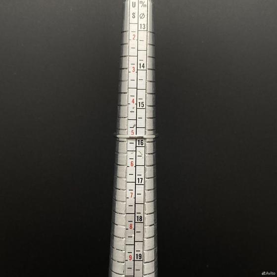 Золотое кольцо с камнем 585пр. вес: 1,17гр. размер