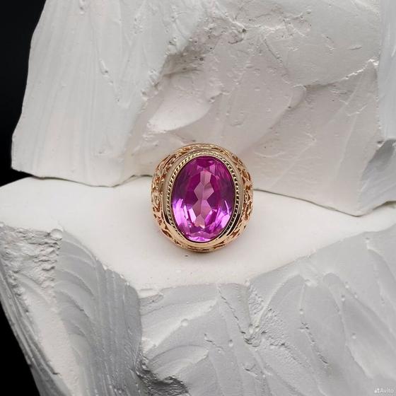 Золотое кольцо с камнем 583пр. размер: 16,3