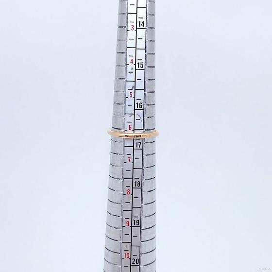 Золотое кольцо с камнями 585пр. размер: 16,6