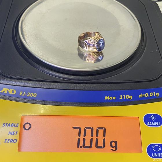 Золотое кольцо с камнем 583пр. размер: 17,5