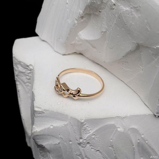 Золотое кольцо с бриллиантами 585пр. размер: 17