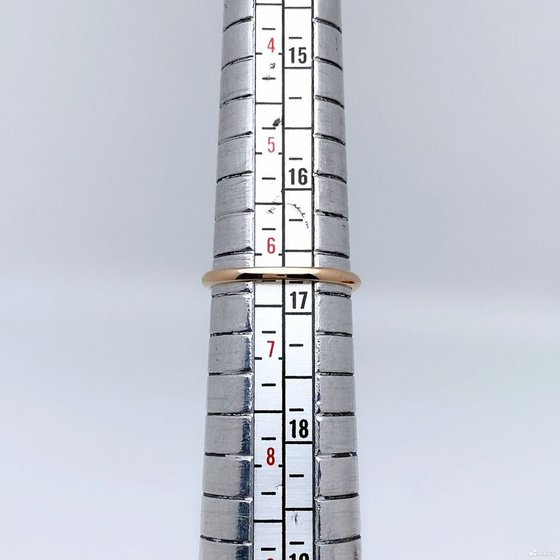 Золотое кольцо с камнем 585пр. размер: 16,7