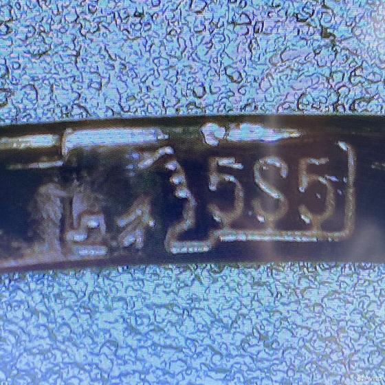 Золотое кольцо с камнями 585пр. размер: 16,1