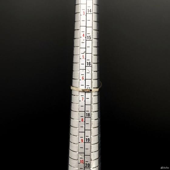 Золотое кольцо с бриллиантами 585пр. размер: 17