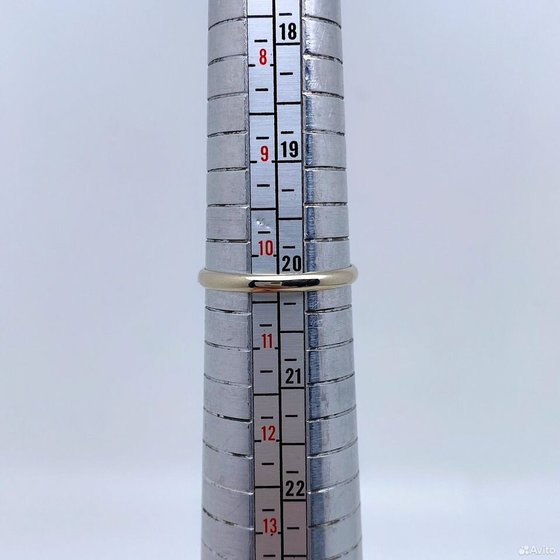 Золотое кольцо с бриллиантами 585пр. размер: 20