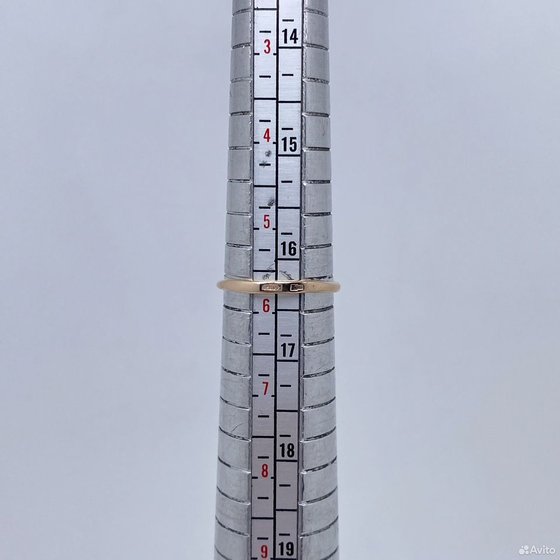Золотое кольцо с камнем 585пр. размер: 16,3