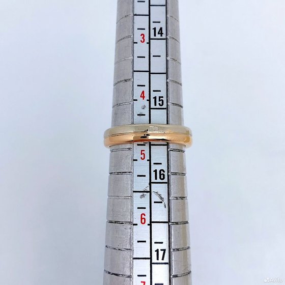 Золотое кольцо с бриллиантами 585пр. размер: 15,4