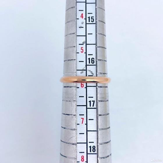 Золотое кольцо с камнем 585пр. размер: 16,4