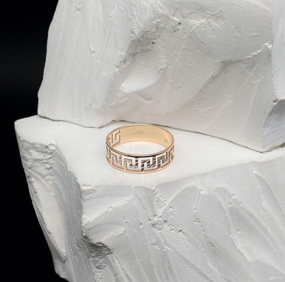 Золотое кольцо 585пр. вес: 1,60гр. размер: 17,3
