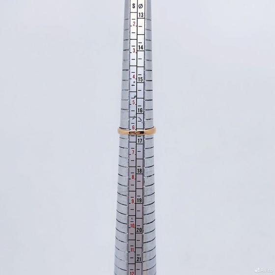 Золотое кольцо с камнем 585пр. размер: 16,6