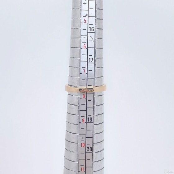 Золотое кольцо с камнем 585пр. размер: 17,9