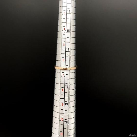 Золотое кольцо 585пр. вес: 2,10гр. размер: 17