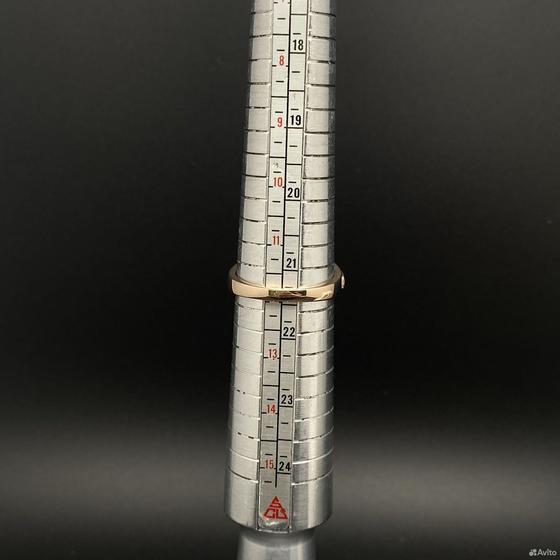 Золотое кольцо с камнем 585пр. размер: 21,3