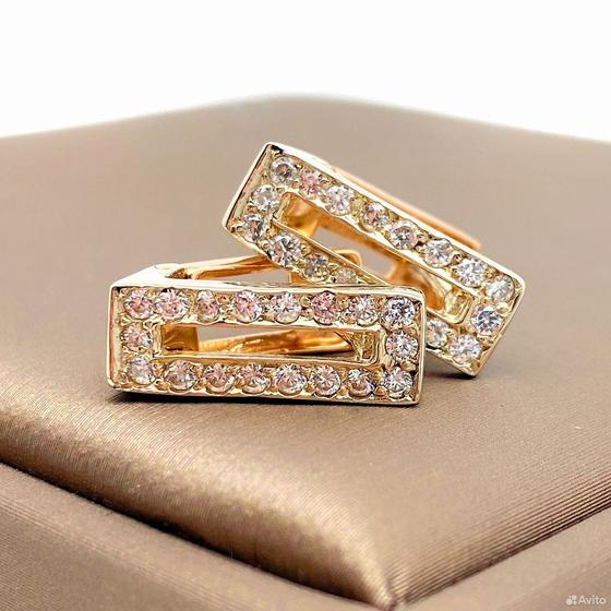 Золотые серьги с камнями 585пр. вес: 3,41гр