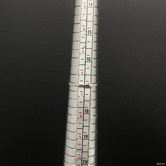 Золотое кольцо с бриллиантом 585пр. вес: 1,06гр. р