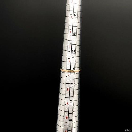 Золотое кольцо с бриллиантами 585пр. размер: 17