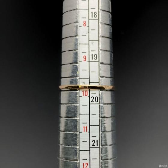 Золотое кольцо с камнем 585пр. размер: 19,6