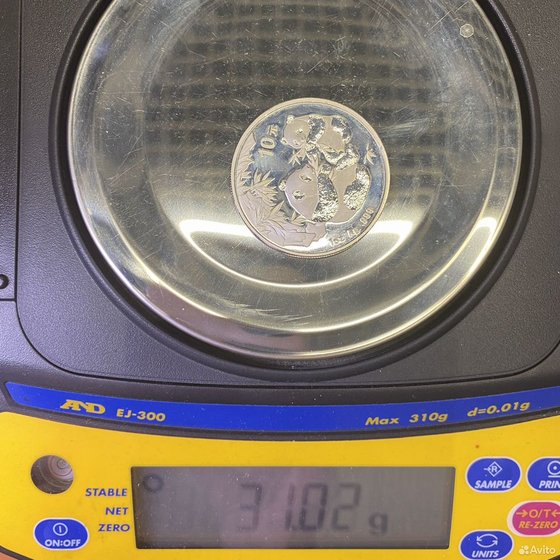 Серебряная монета 999пр. вес: 31,02гр