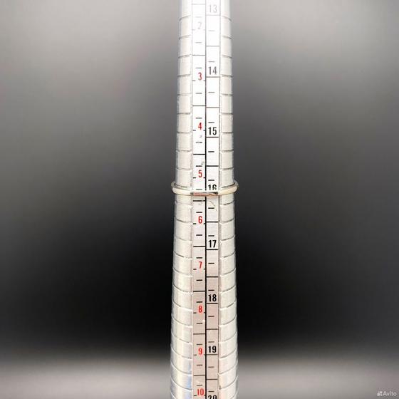 Золотое кольцо с бриллиантами 585пр. размер: 16