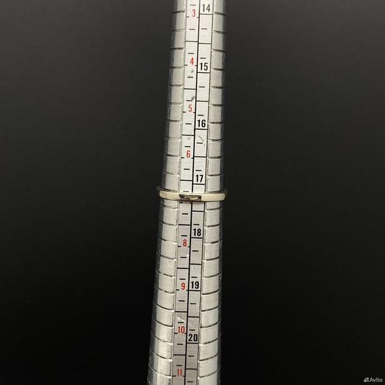 Золотое кольцо с бриллиантами 585пр. размер: 17,2