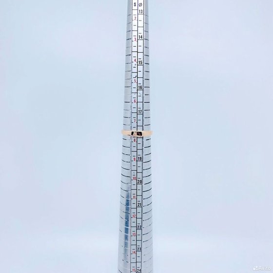 Золотое кольцо с камнем 583пр. размер: 17,8