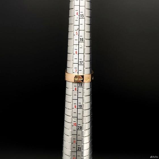 Золотое кольцо с камнем 583пр. размер: 17,5