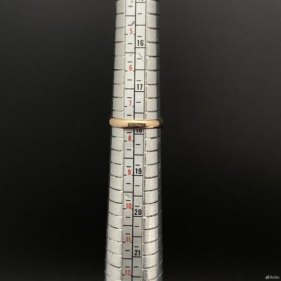 Золотое кольцо с бриллиантами 585пр. размер: 17,8