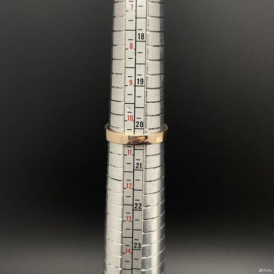 Золотое кольцо с камнем 585пр. размер: 20,2