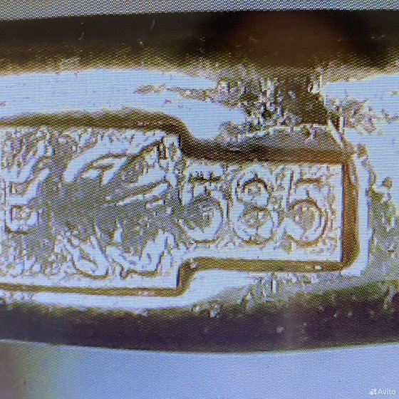 Золотое кольцо с камнями 585пр. размер: 16,75